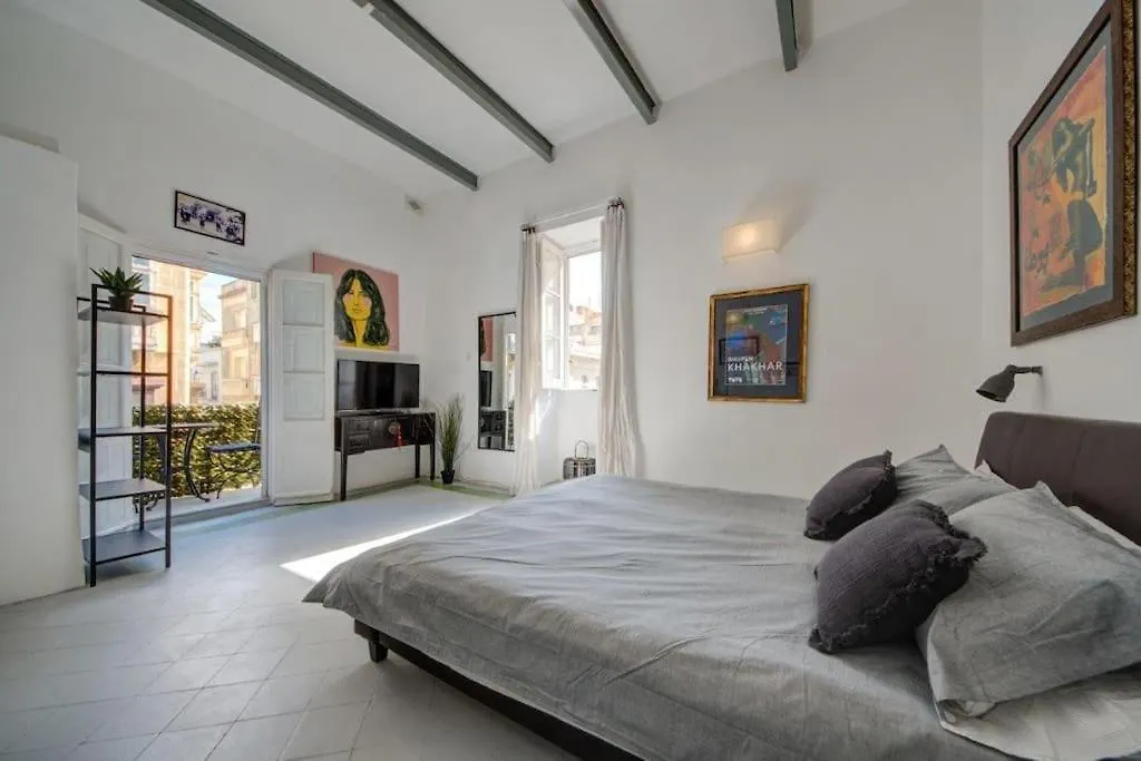 Traditional Maltese Town House In Floriana