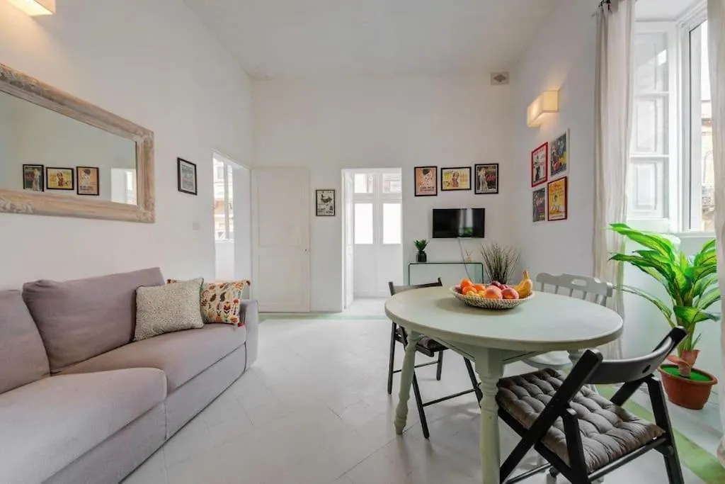 Traditional Maltese Town House In Floriana 0*, Il-Furjana